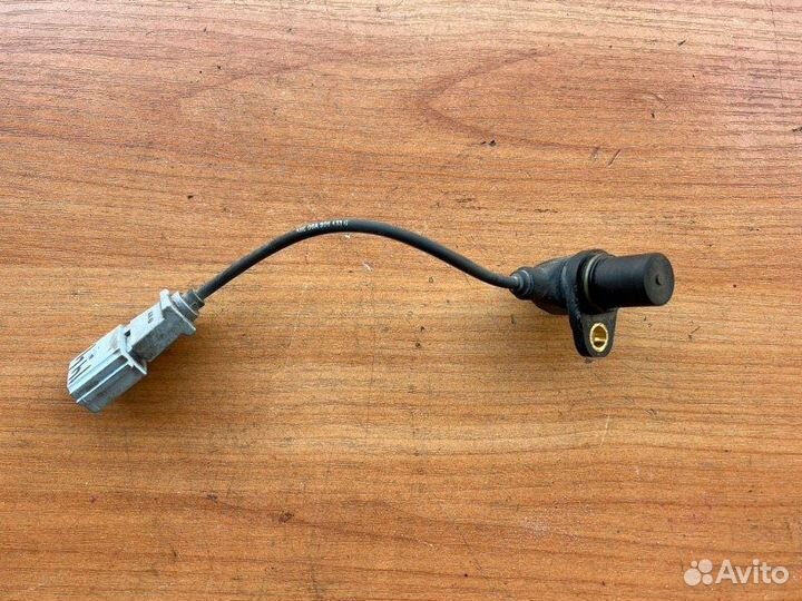 Датчик коленвала Skoda Octavia A5 liftback BSE