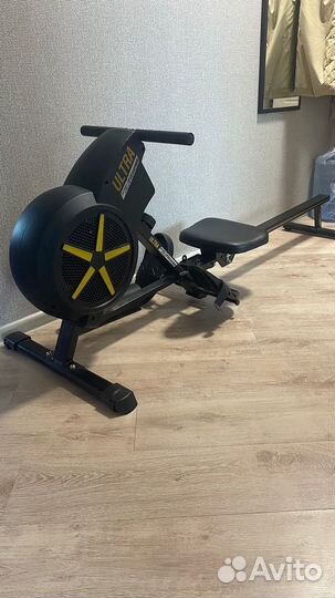 Гребной тренажер