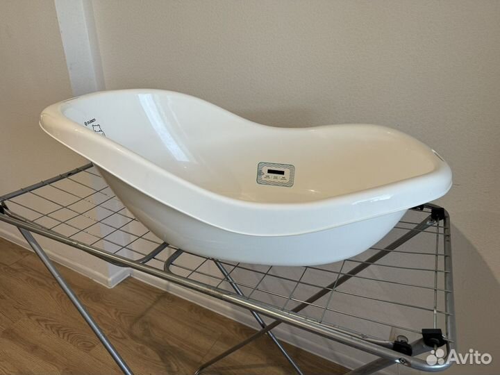 Детская ванночка для купания с гамаком