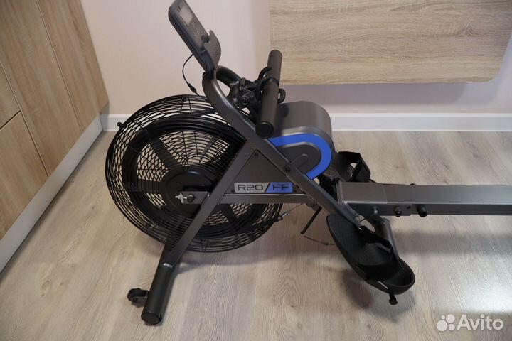 Гребной тренажер titanium