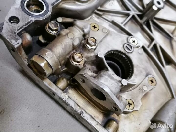 Крышка грм Mitsubishi Colt MN195573 4A90 1.3 2004