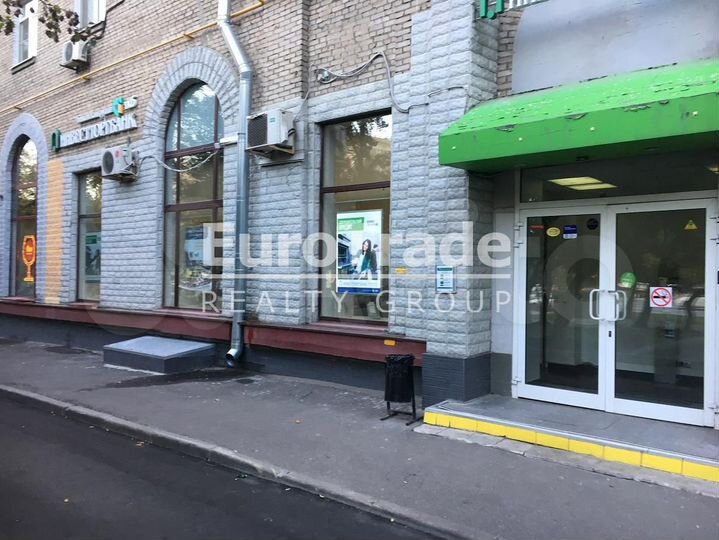 Сдам торговое помещение, 139 м²