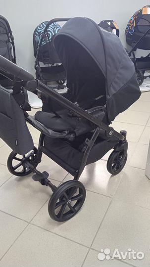Коляска 3 в 1 Tutis Leo Plus / Black