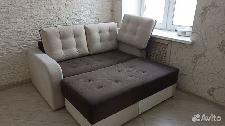 Диван раскладной 140 см бу