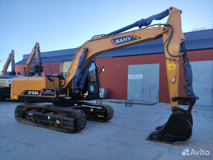 Гусеничный экскаватор SANY SY135C, 2024