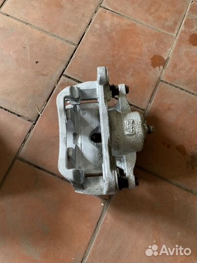 Суппорт передний Mazda 6 GJ