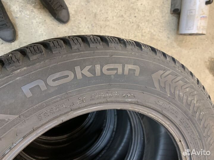 Nokian Tyres Hakkapeliitta 8 205/65 R16 99T