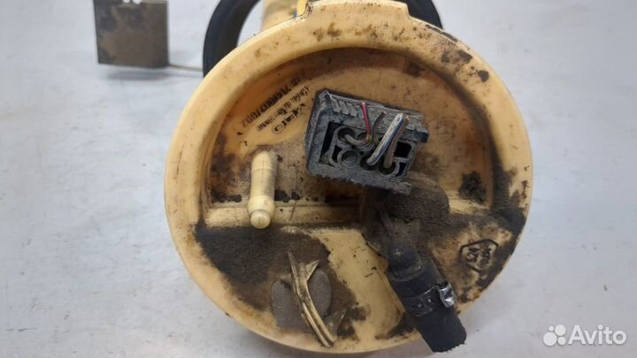 Насос топливный электрический BMW 3 E46, 2004