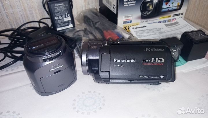 Видеокамера Panasonic HC-X800