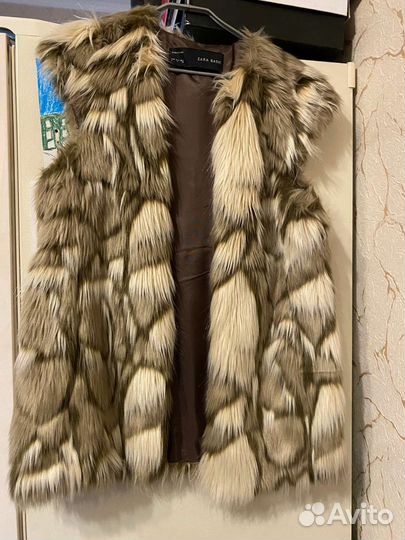 Меховая жилетка zara