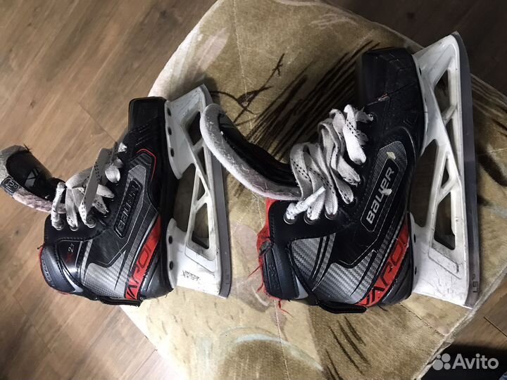 Коньки хоккейные вратрские bauer x2.7 размер 35