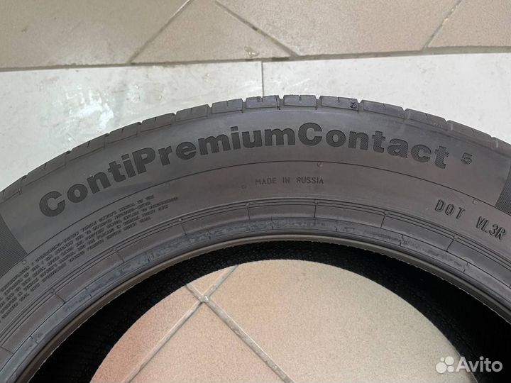 Continental ContiPremiumContact 5 215/55 R17 94V