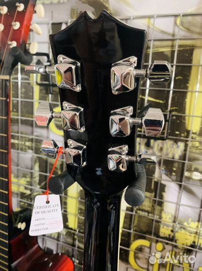 Акустическая гитара + аксессуар