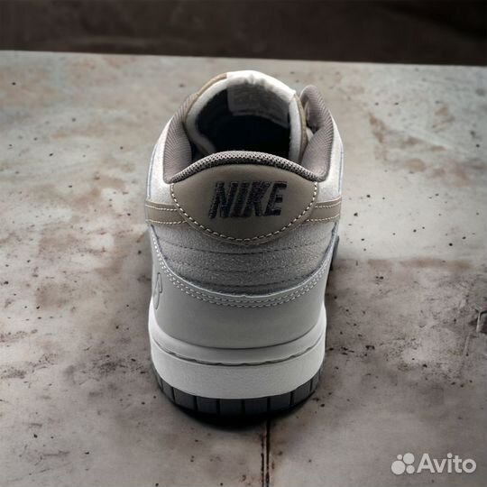 Кроссовки Nike SB Dunk Low Dark Brown/White