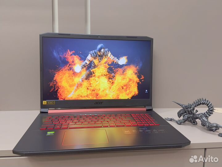 Nitro 17.3/i5 9/GTX1050/16gb/ssd,1.5tb/ips