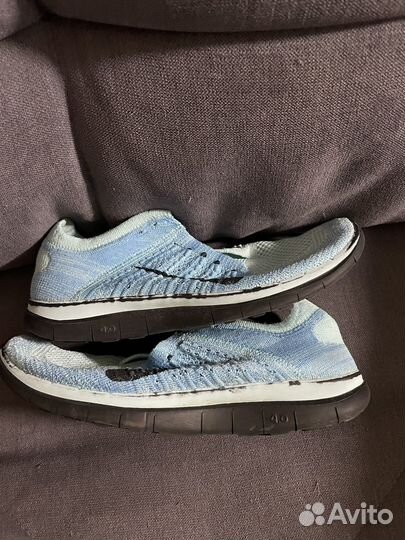 Беговые кроссовки Nike 39 размер