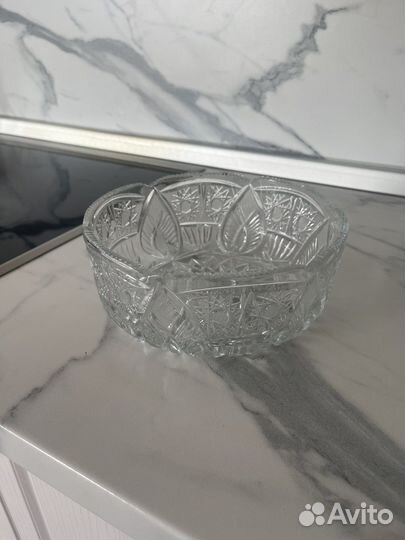 Хрустальная ваза