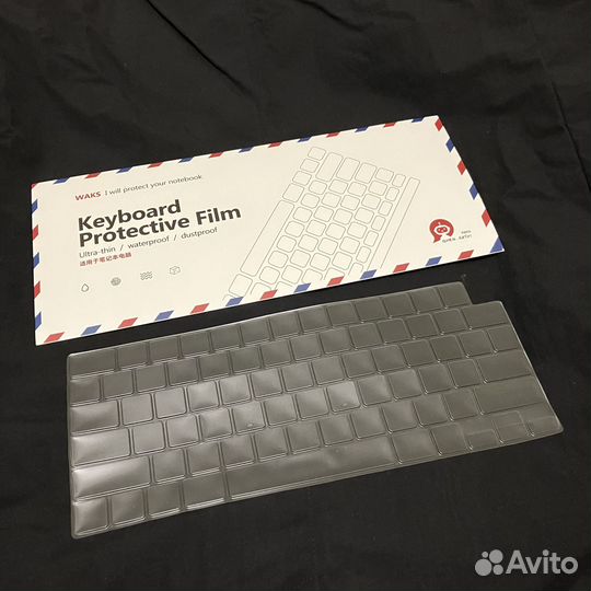 Накладка на клавиатуру Macbook с отпечатком пальца