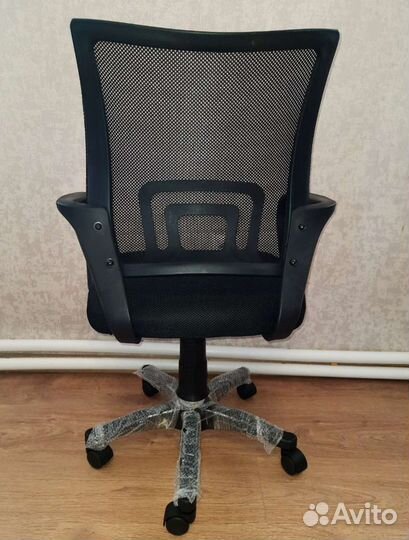 Офисное кресло. Компьютерное кресло. Новое 6386