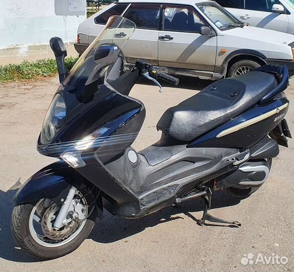 Продаю SYM GTS 250