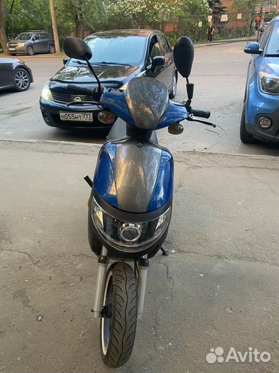 Скутер Stels Skif