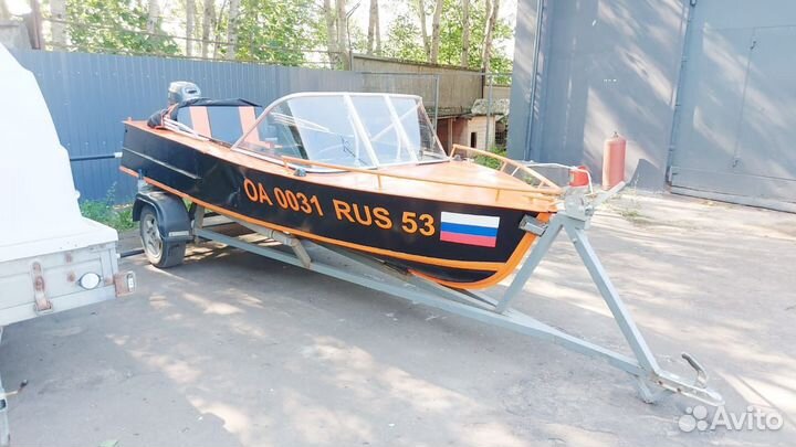 Катер HD с мотором