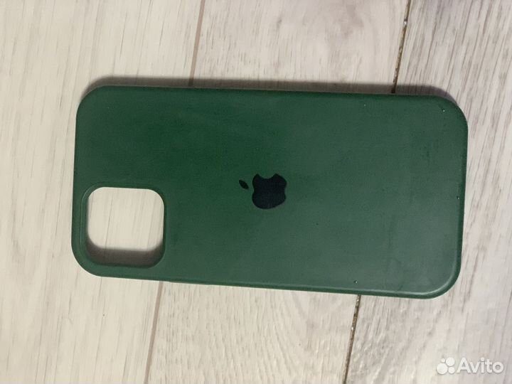 Чехол на iPhone 12