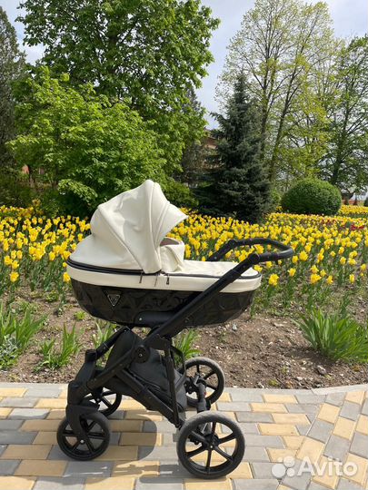 Детские коляскa 2 в 1