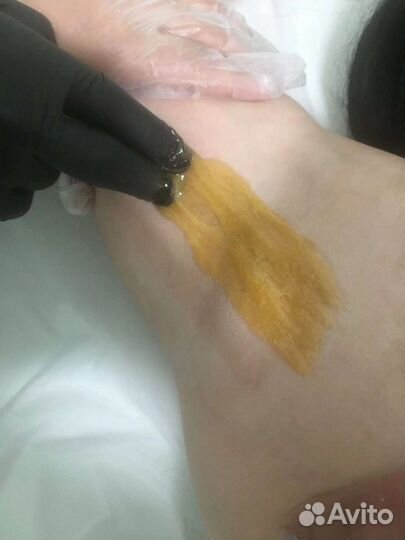 Наращивание ресниц и шугаринг