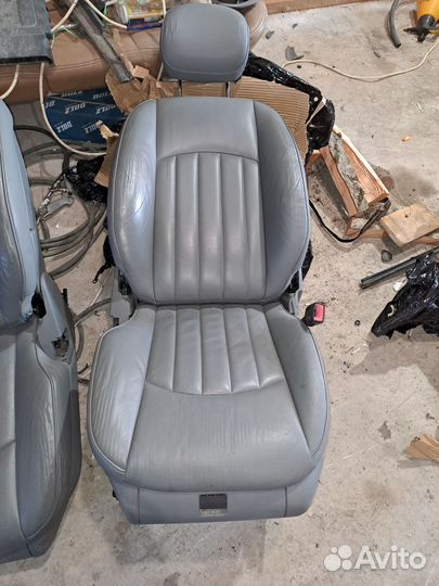 Сиденье мерседес cls219