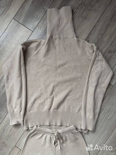 Трикотажный костюм размер S