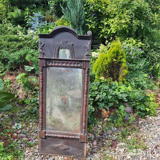 Старинное зеркало