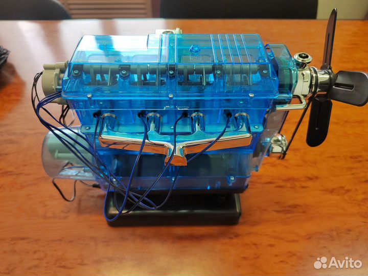 Сборная модель двигателя