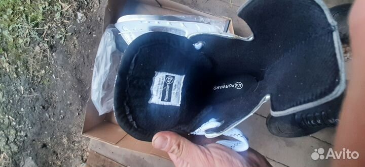 Коньки хоккейные forward