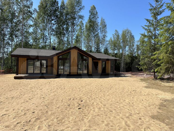 Коттедж 149 м² на участке 10 сот.