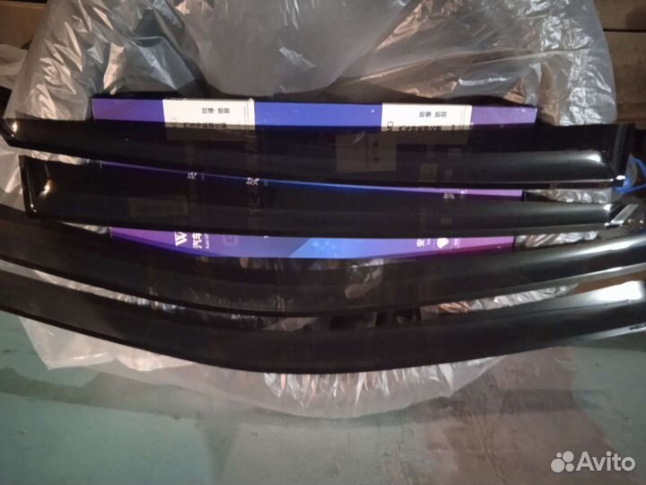 Дефлекторы окон джили тугелла