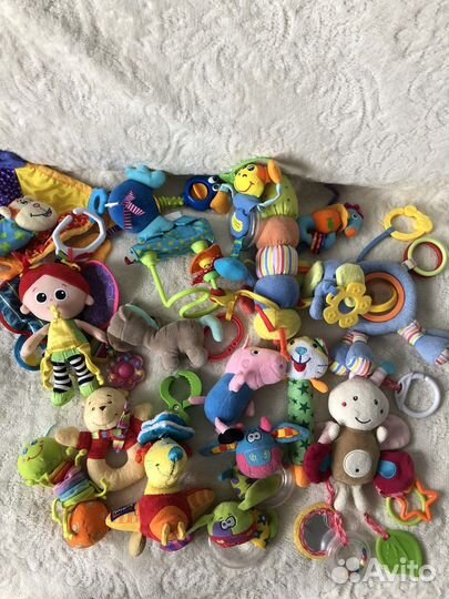 Игрушки для новорожденных пакетом