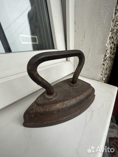 Утюг старинный (антиквариат)