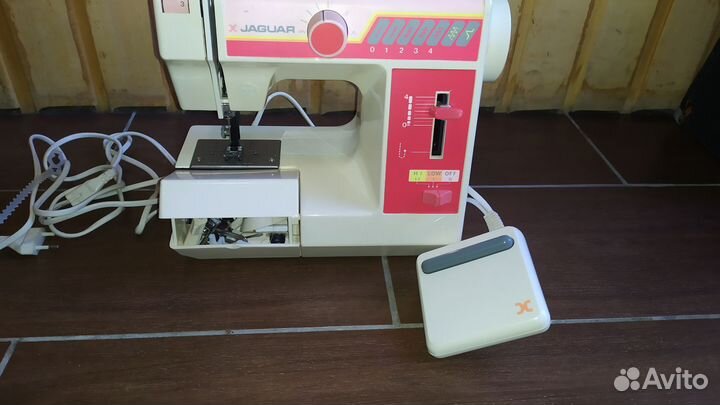 Швейная машина Jaguar mini