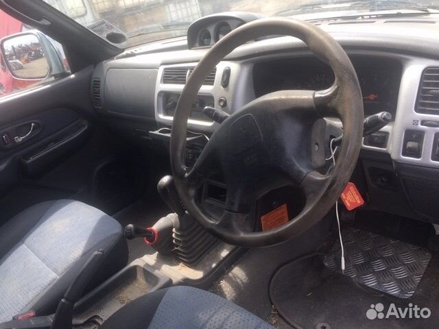 Разбор на запчасти Mitsubishi L200