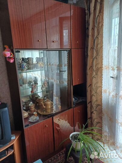 Книжный шкаф сервант