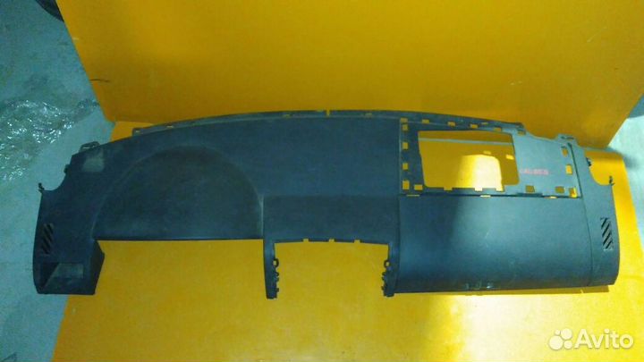 Панель торпедо на Dodge Caliber