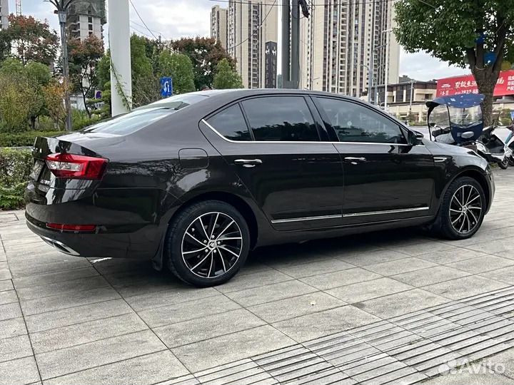 Skoda Octavia (China) 1.5 AT, 2021, 40 000 км