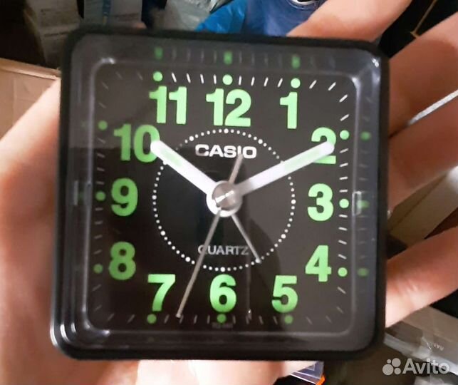 Будильник новый