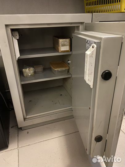 Сейф огнеупорный засыпной взломостойкий