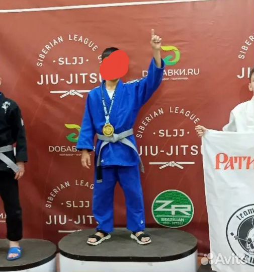 Детское кимоно для дзюдо и джуи-джитсу adidas 140