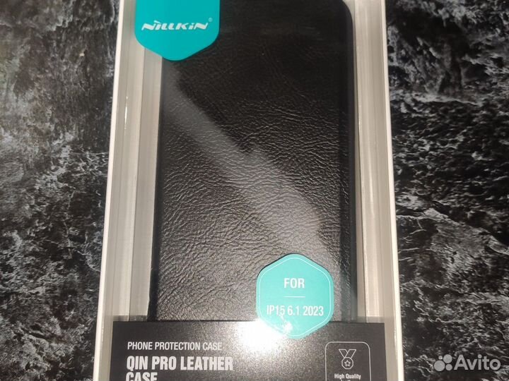 Чехол на iPhone 15 nillkin новый