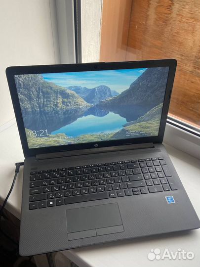 Ноутбук HP 250 g7