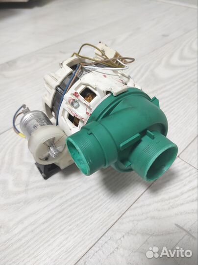 Циркуляционный насос Electrolux