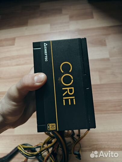 Блок питания Thermaltake 700w bbs-700s 80-Gold
